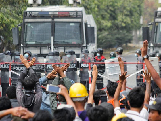 Самые массовые митинги в Мьянме